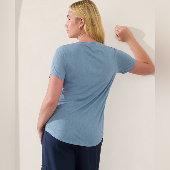 NWOT Athleta Tee - Picture 10 of 10